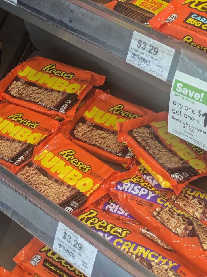 a zoomed shot of Jumbo Reeses on a gas station shelf